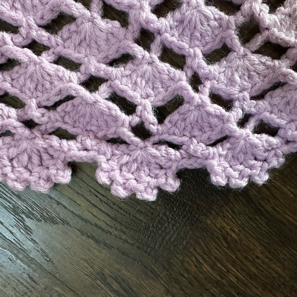 Pink Mauve Crochet Shawl handmade 36” each side 6” fringe - Picture 4 of 14